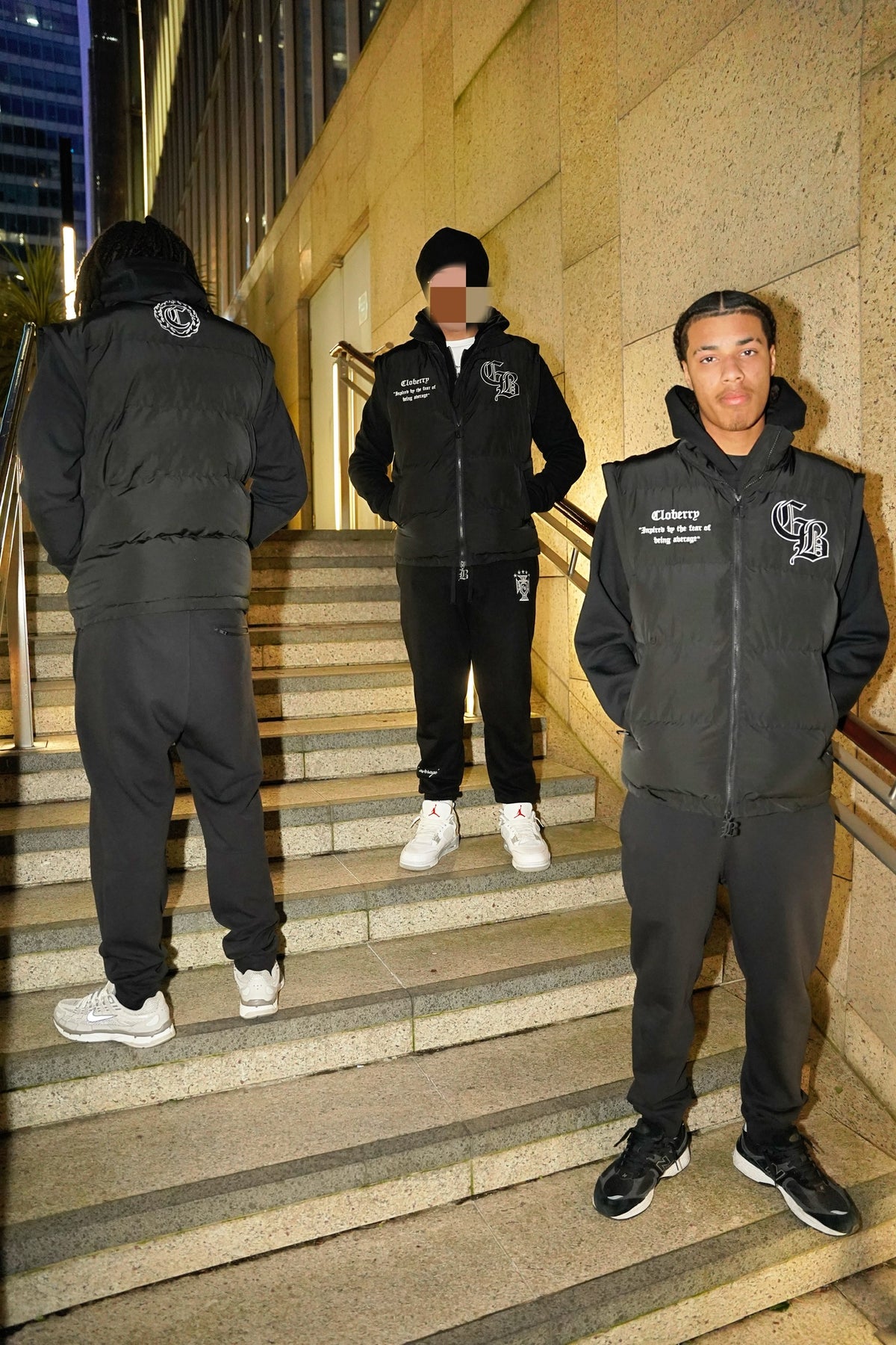 matter Puffer in Noir